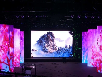 LED顯示屏使用耐高溫灌封膠，看聚力專業(yè)事專業(yè)做