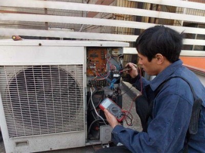 聚力牌密封膠絕緣防水性好，密封強度高，可以有效保護線路！