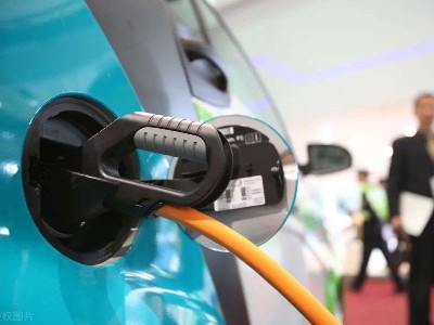 聚力牌密封膠在新能源領域再創佳績，為產品解決密封防水絕緣問題！